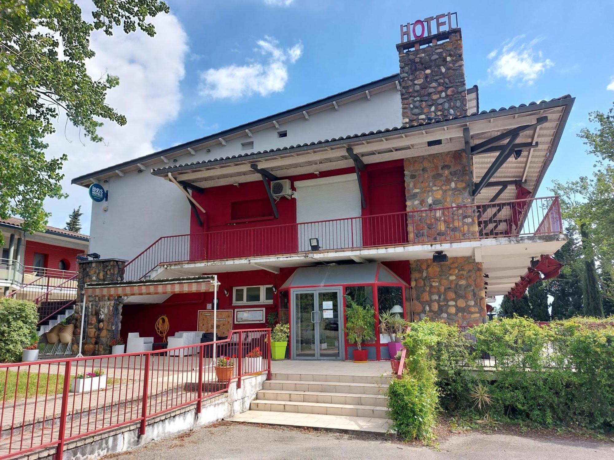Logis Hotels - Hotel Et Restaurant Le Relais Des Garrigues Grisolles  Екстер'єр фото